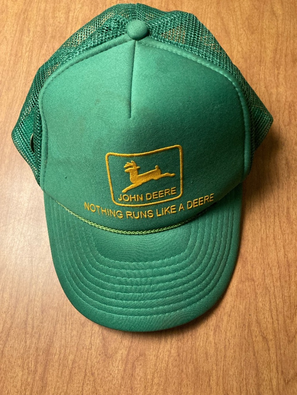Vintage John Deere Nothing Runs like a Deere Hat Cap w/ Army Veteran Pin